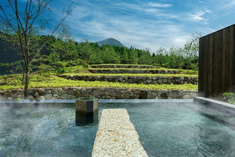 湯布院 ホテル予約 - 温泉と星空の下で過ごす夢の一夜